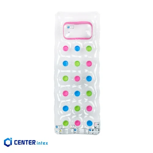 تشک بادی روی آب شفاف صورتی بزرگسال